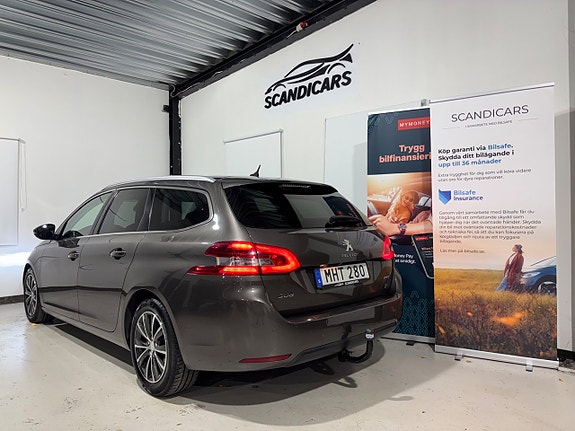 Peugeot 308 SW 11 of 30