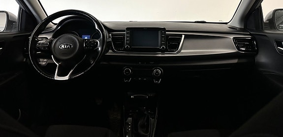 Kia Rio 10 of 14