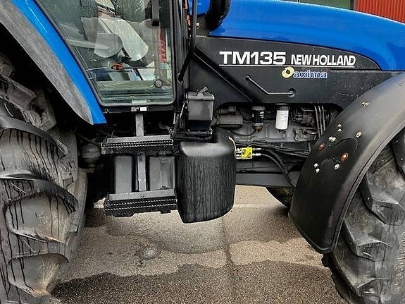 New Holland TM 135 RC 3 of 9