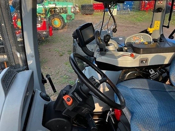 New Holland T 7.200 PC 10 of 18