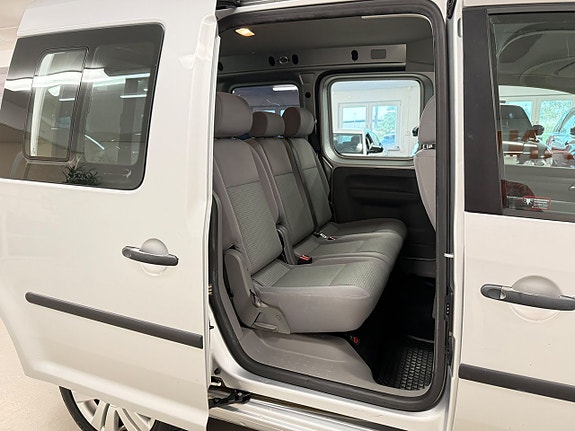 Volkswagen Caddy 14 of 22