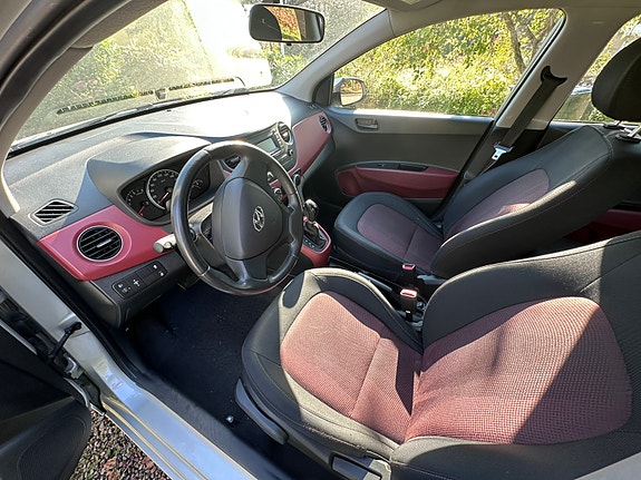 Hyundai i10 6 of 8