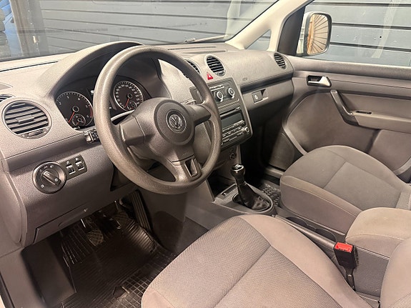 Volkswagen Caddy 10 of 13