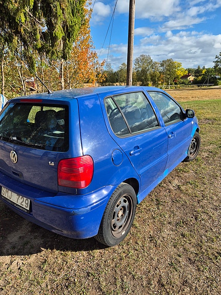Volkswagen Polo 4 of 4