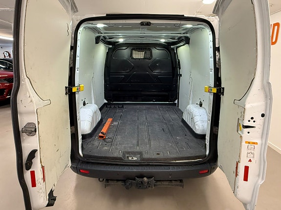 Ford Transit Custom 7 of 26