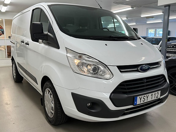 Ford Transit Custom 10 of 26