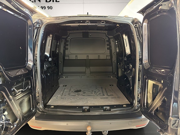 Volkswagen Caddy 17 of 26