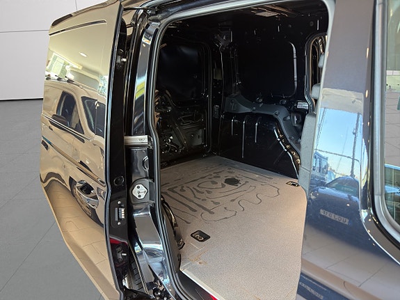 Volkswagen Caddy 16 of 26