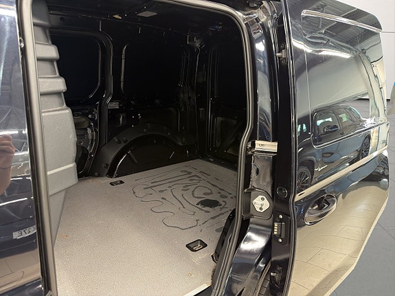 Volkswagen Caddy 15 of 26