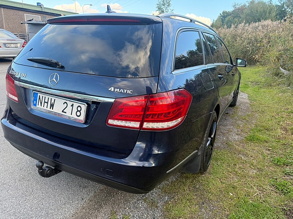 Mercedes-Benz E250 8 of 8