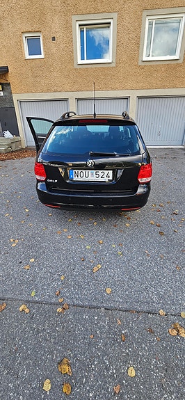 Volkswagen Golf V 3 of 11