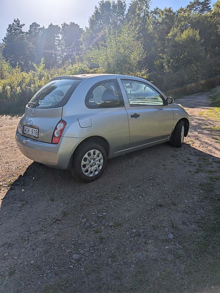 Nissan Micra 8 of 9