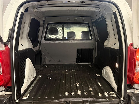 Peugeot Partner 12 of 13
