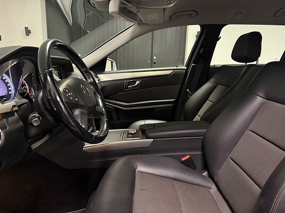 Mercedes-Benz E350 7 of 22