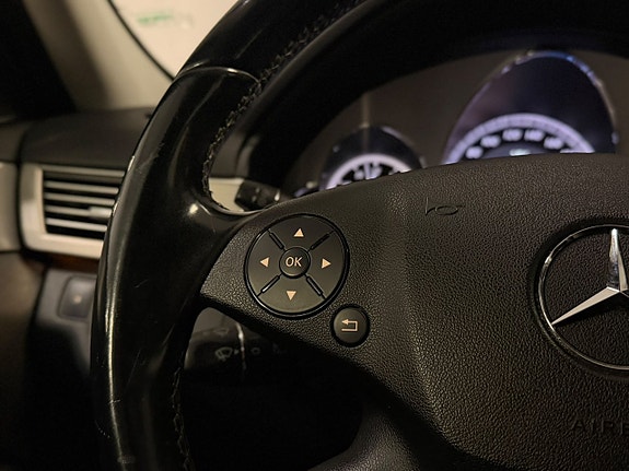 Mercedes-Benz E350 12 of 22
