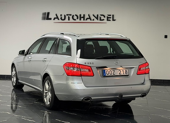 Mercedes-Benz E350 4 of 22