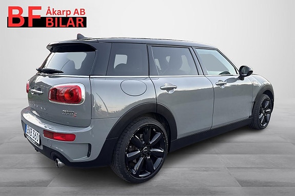 MINI Clubman Cooper S 13 of 30