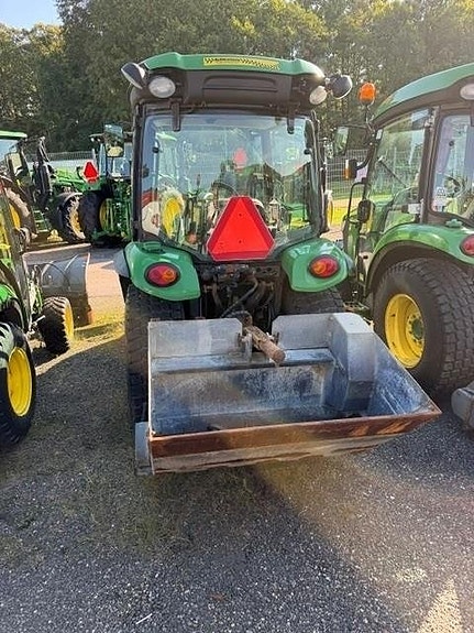 John Deere 3720 KOMPAKTTRAKTOR 4 of 5