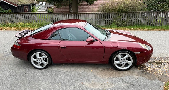 Porsche 911 Carrera 6 of 30