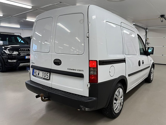 Opel Combo 8 of 24