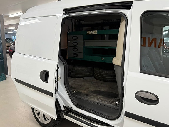 Opel Combo 13 of 24