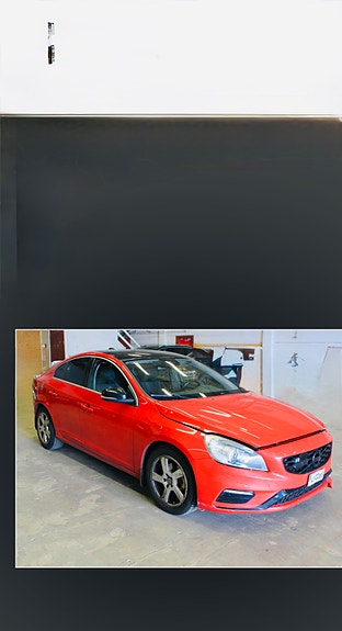 Volvo S60 2 of 7