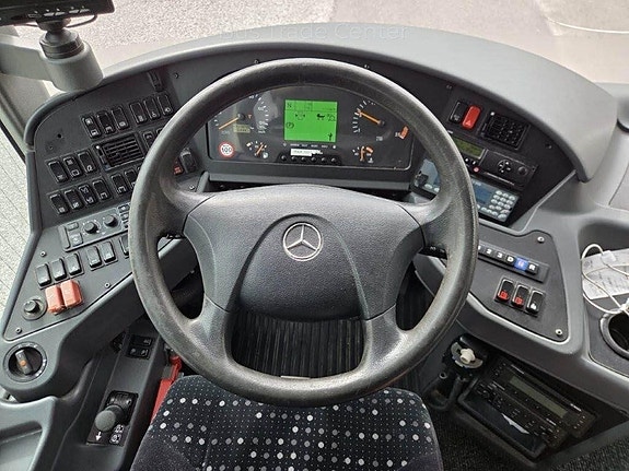 Mercedes-Benz INTEGRO M 9 of 12