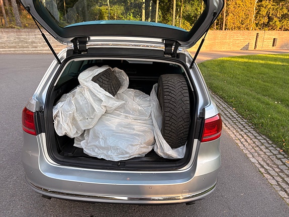 Volkswagen Passat 13 of 27