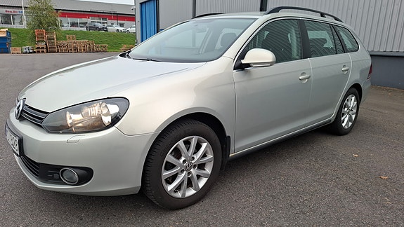 Volkswagen Golf VI 2 of 18