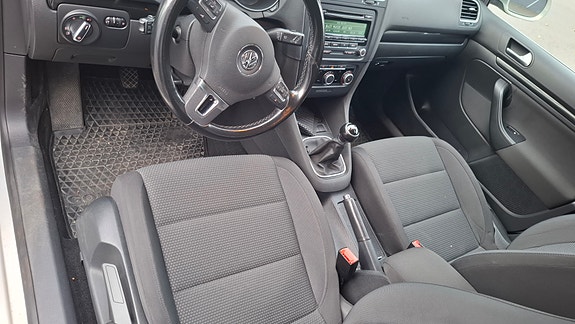 Volkswagen Golf VI 12 of 18