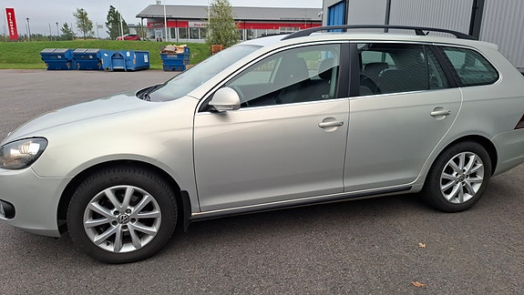 Volkswagen Golf VI 10 of 18