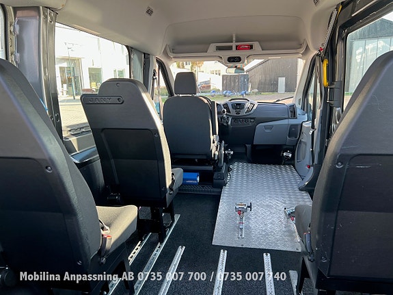 Ford Transit 12 of 30