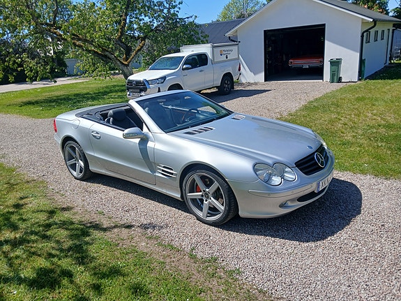Mercedes-Benz SL500 8 of 9