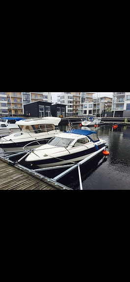 Flipper 666 HT 2002 – MerCruiser 4.3 EFI 220 hk – mycket välskött 3 of 3
