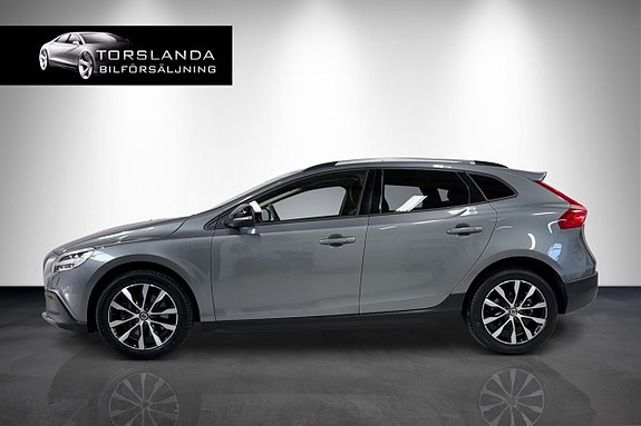Volvo V40 Cross Country 5 of 14