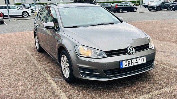 Volkswagen Golf VII 2 of 16