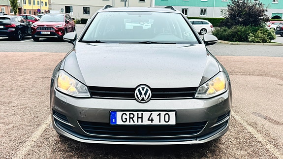 Volkswagen Golf VII 8 of 16