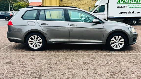 Volkswagen Golf VII 9 of 16
