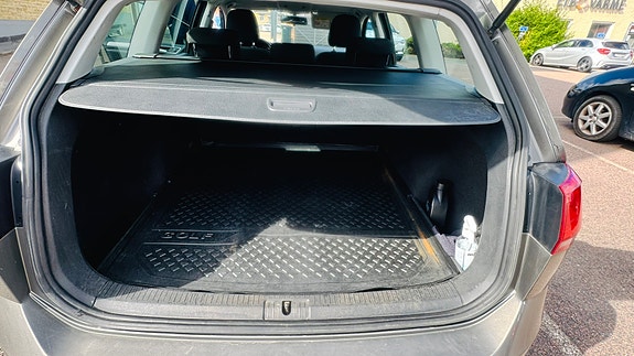 Volkswagen Golf VII 13 of 16