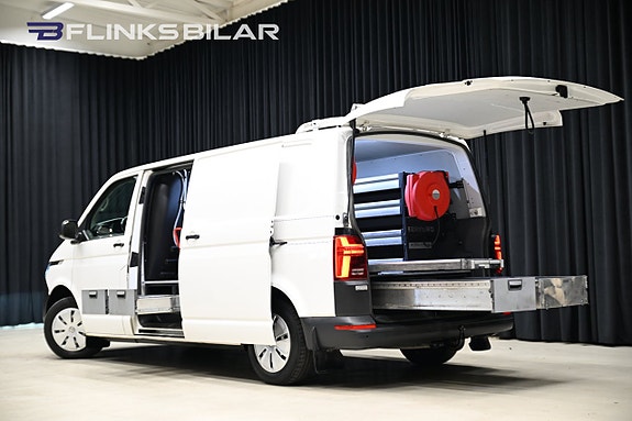 Volkswagen Transporter 10 of 30