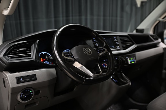 Volkswagen Transporter 27 of 30