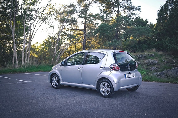 Toyota Aygo 3 of 23