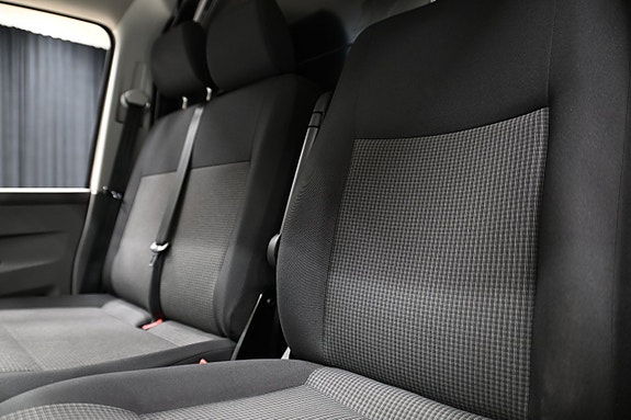 Volkswagen Transporter 18 of 28