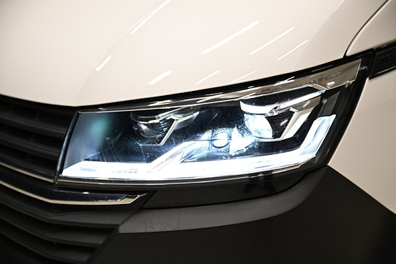 Volkswagen Transporter 4 of 28