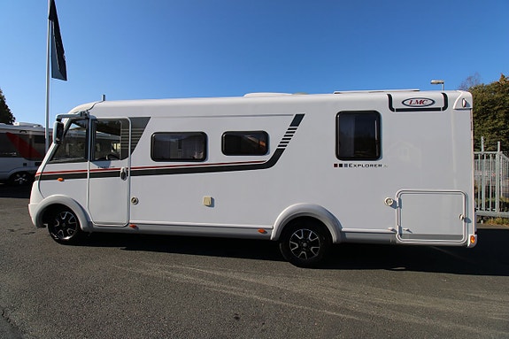 LMC I 745 Queenbed  Alde Dubbla AC 1 ägare 1 Års garanti 7 of 19