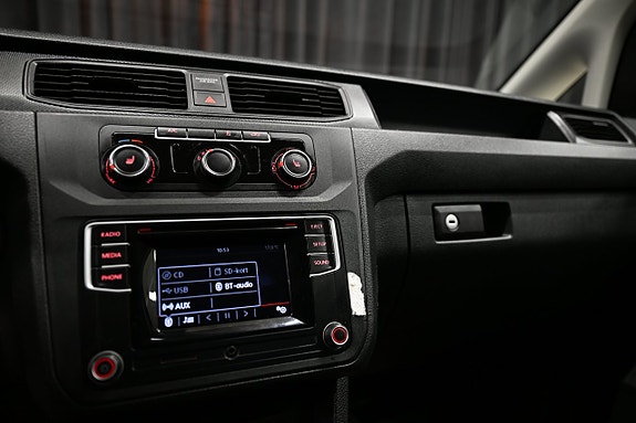 Volkswagen Caddy Maxi 29 of 30