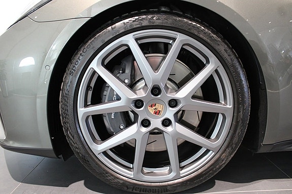 Porsche Panamera 4 8 of 20