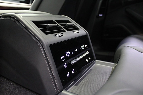 Porsche Panamera 4 20 of 20