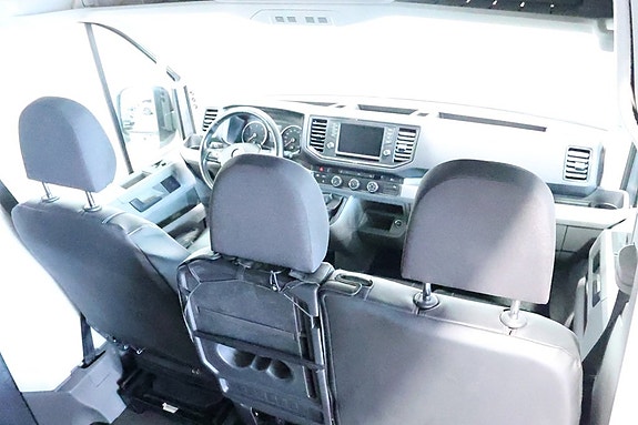 Volkswagen Crafter 8 of 16