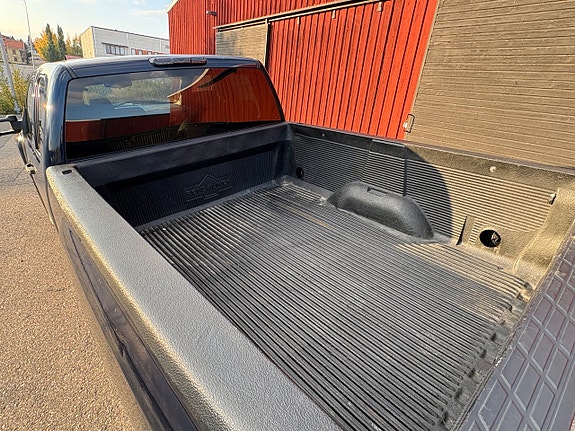 Chevrolet Silverado 1500 8 of 20